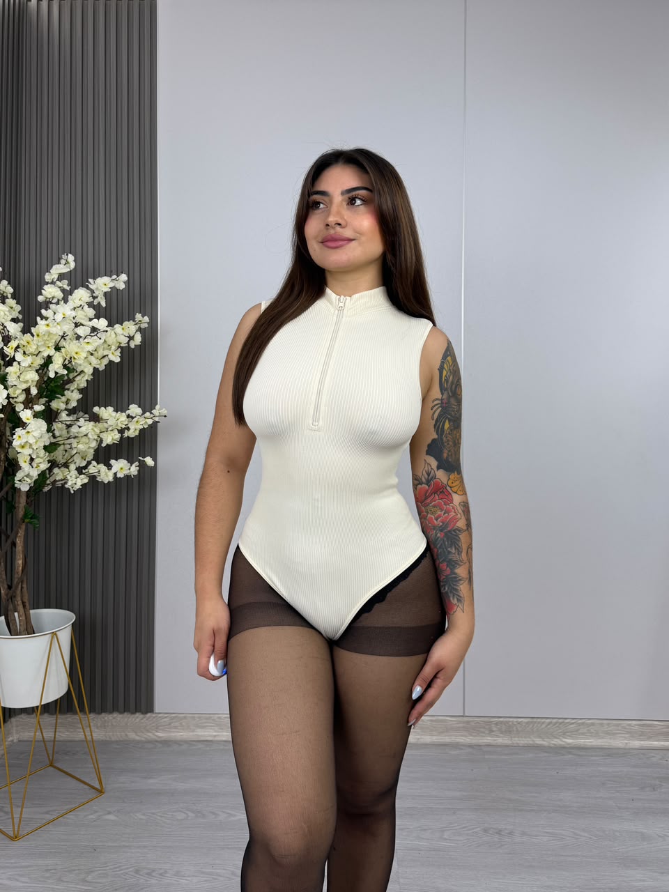 Body Zipper Fit · KL270 crema · frente