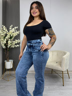 Jeans Wide Leg Asimétrico Gravillado · Emporium · detalle de pretina asimétrica