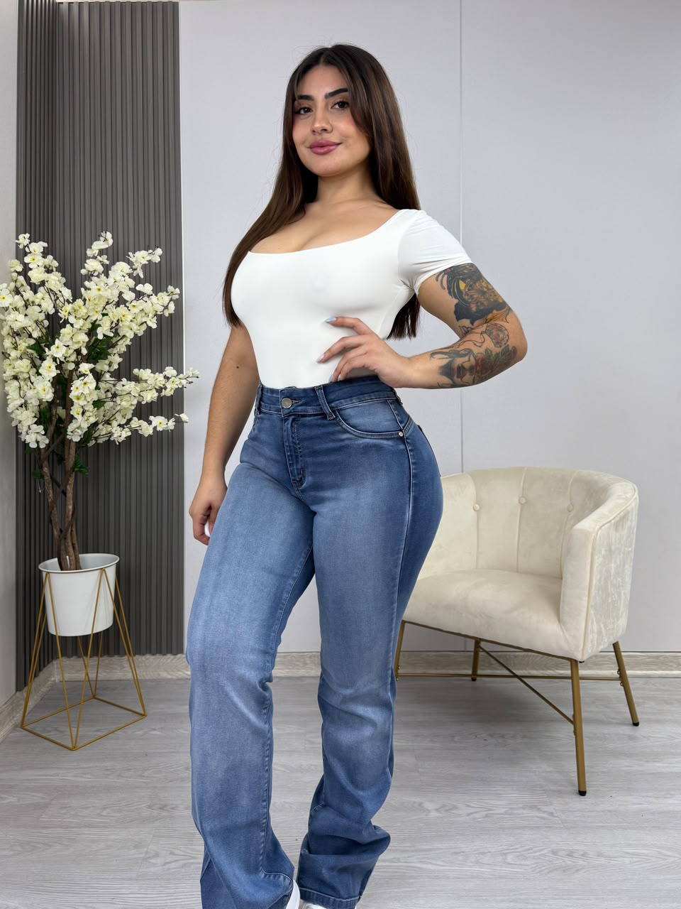 Jeans Recto Iconic, detalle frente