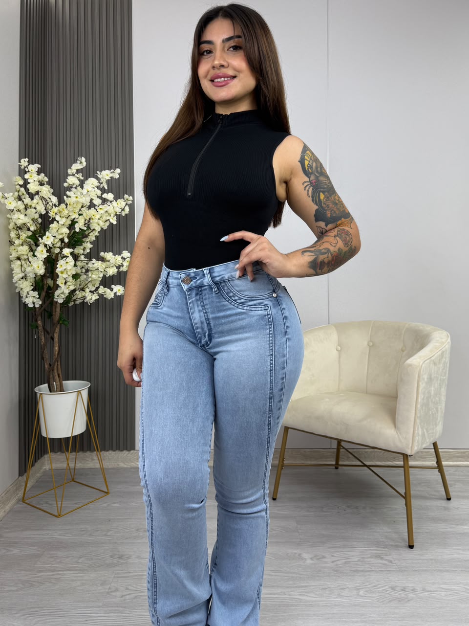 Jeans Flare Anastasia Celeste, detalle frente