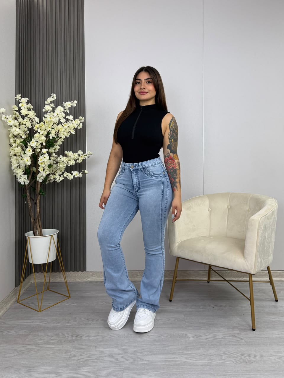 Jeans Flare Anastasia Celeste, otra vista frontal