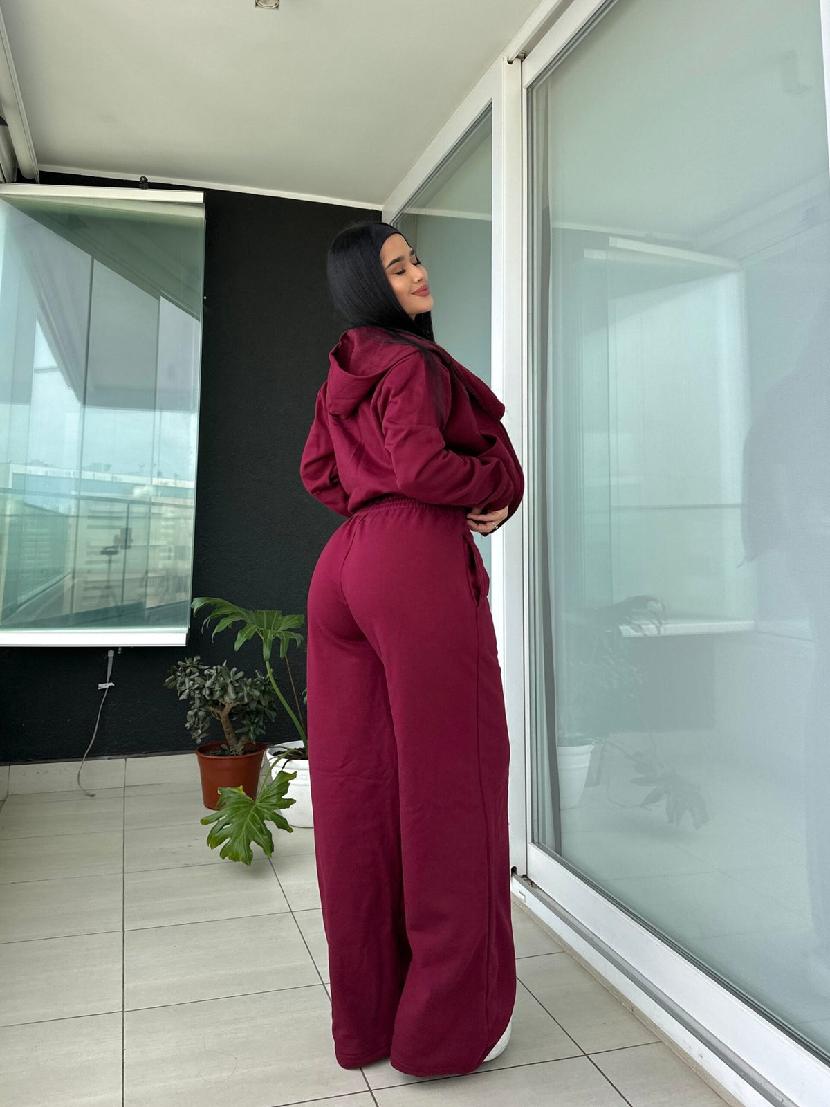 Set Polerón Oversize + Buzo Palazzo Cherry · KALES