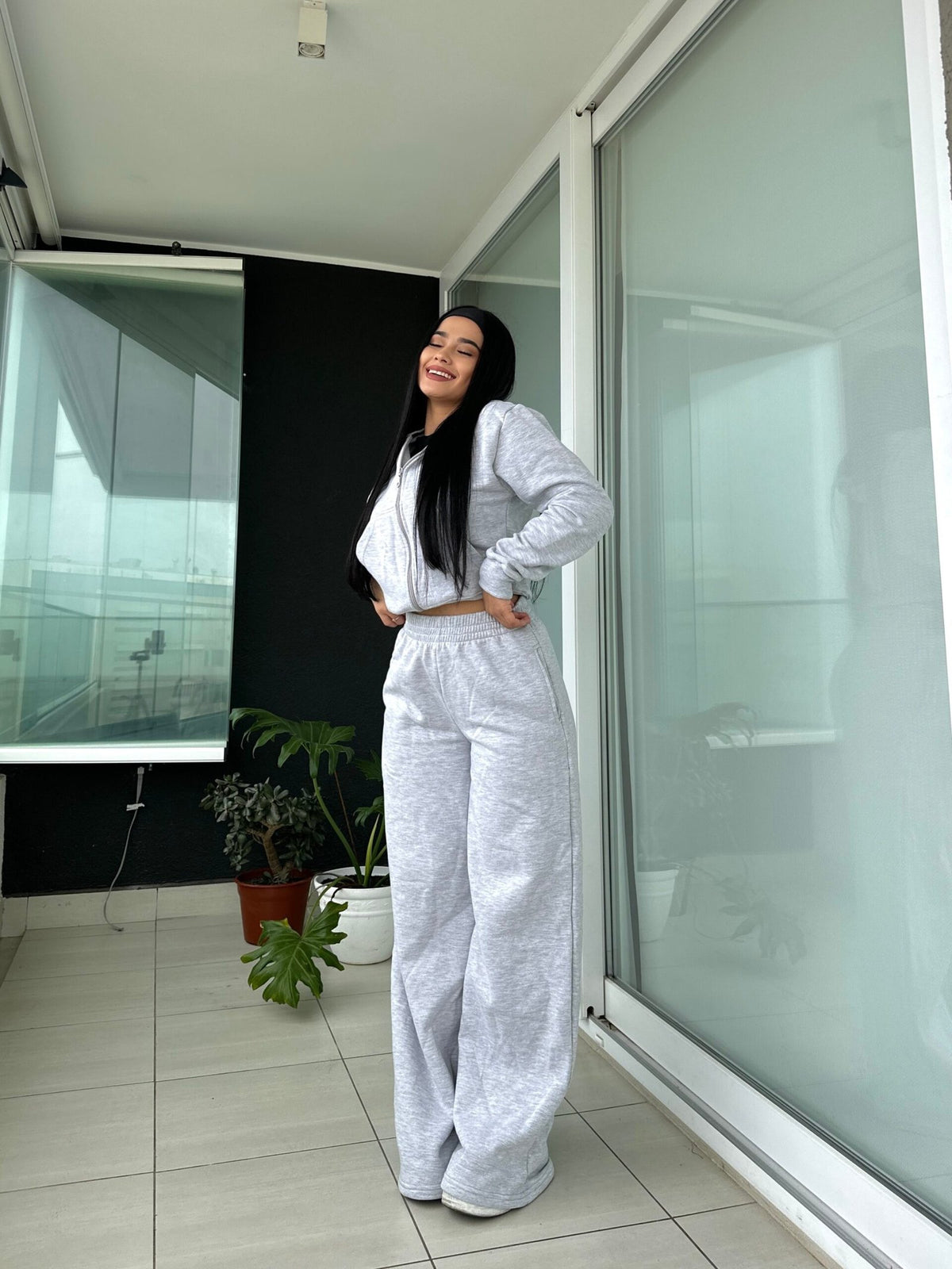 Set Polerón Oversize + Buzo Palazzo Gris Claro · KALES