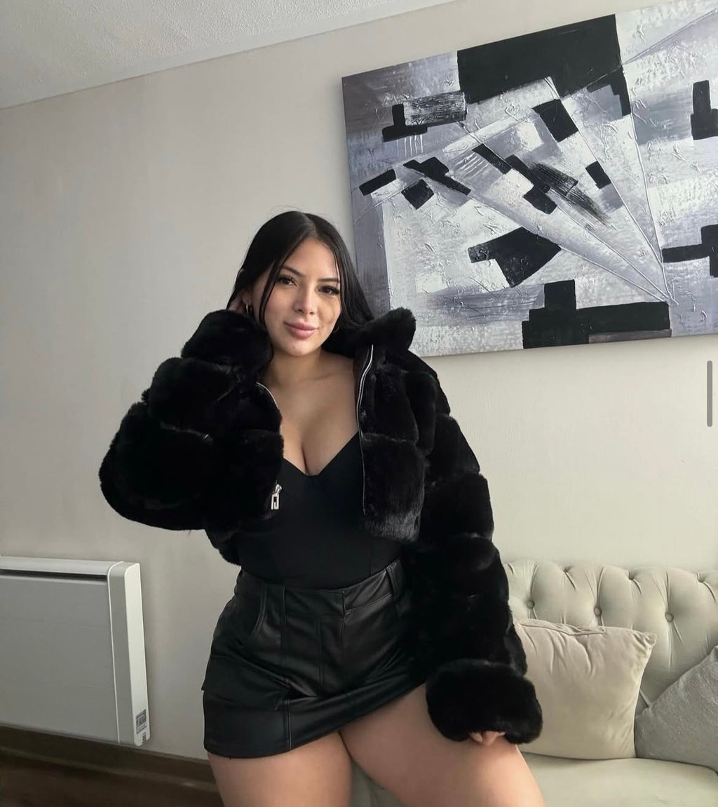 Chaqueta Teddy Corta Luxe Negra · KL-T004 · KALES