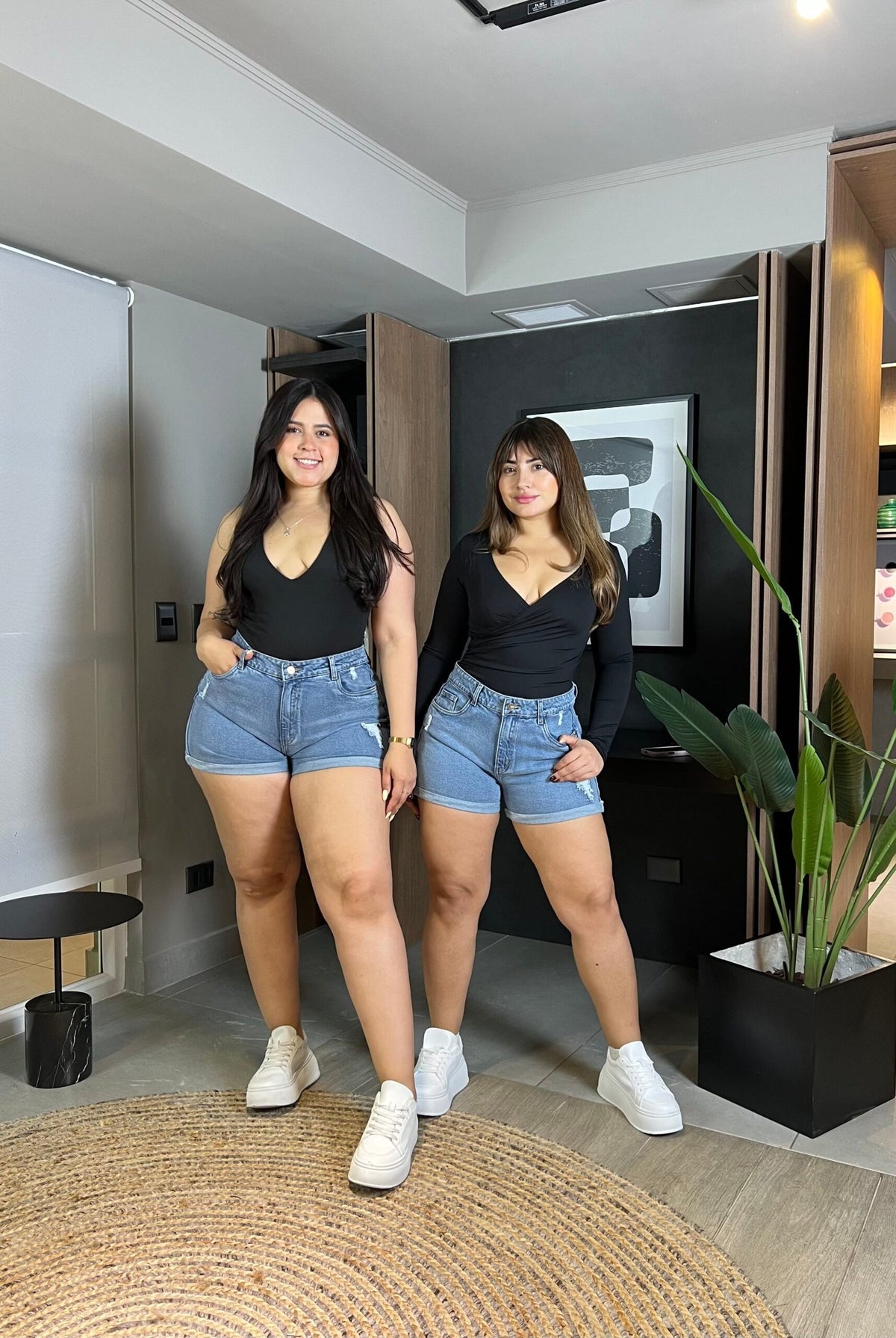 Short Denim Rasgado Celeste · Paradise