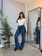 Jeans Flare Azul Oscuro · Emporium