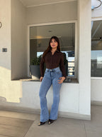 Jeans Flare Celeste con Tachas · For3t