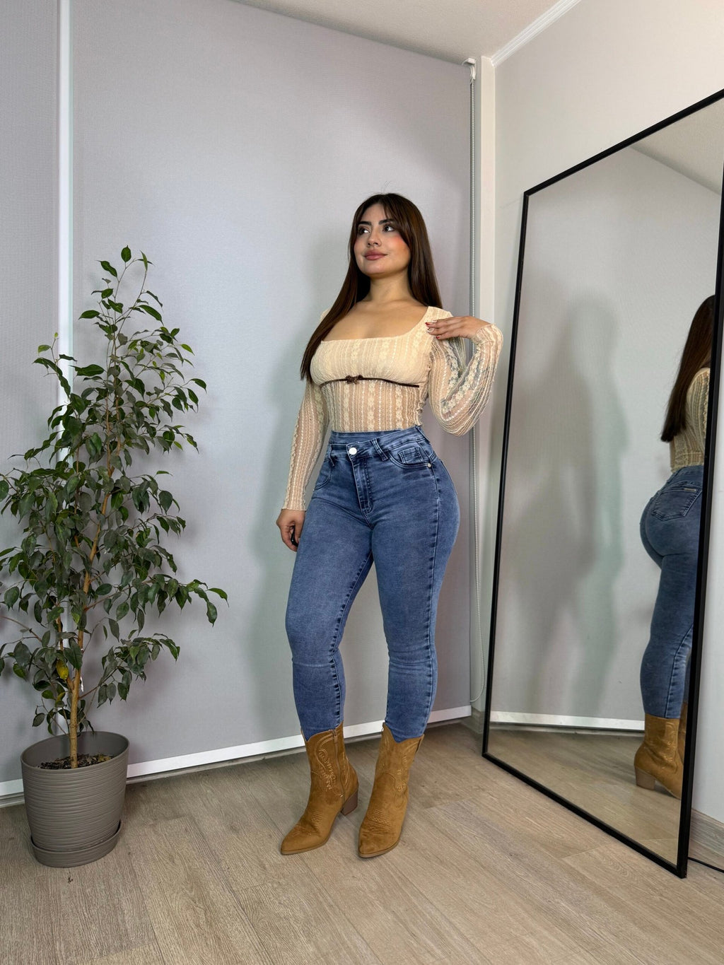 Jeans Skinny Asimétrico Celeste · Emporium